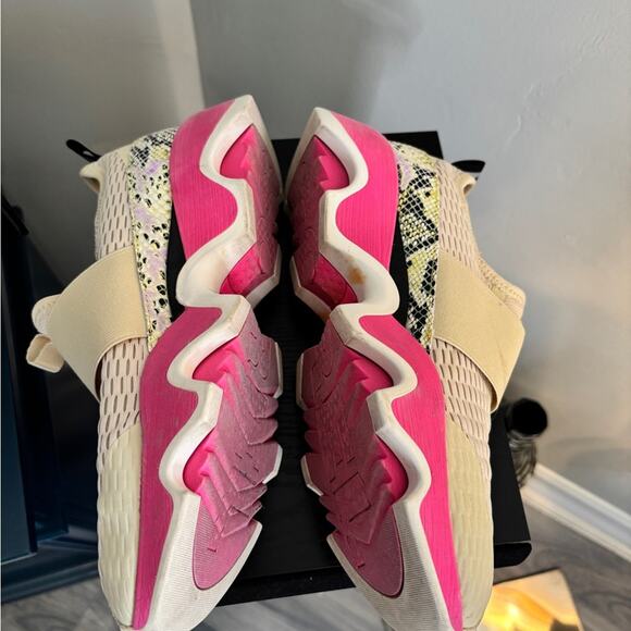 Sorel Mesh Athletic Sneakers Women's Size: 8.5 - Picture 4 of 6